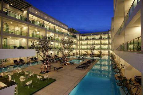 The Old Phuket Karon Beach Resort