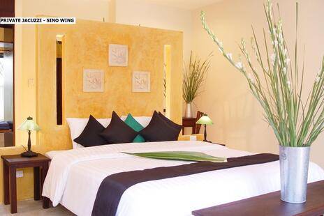 The Old Phuket Karon Beach Resort