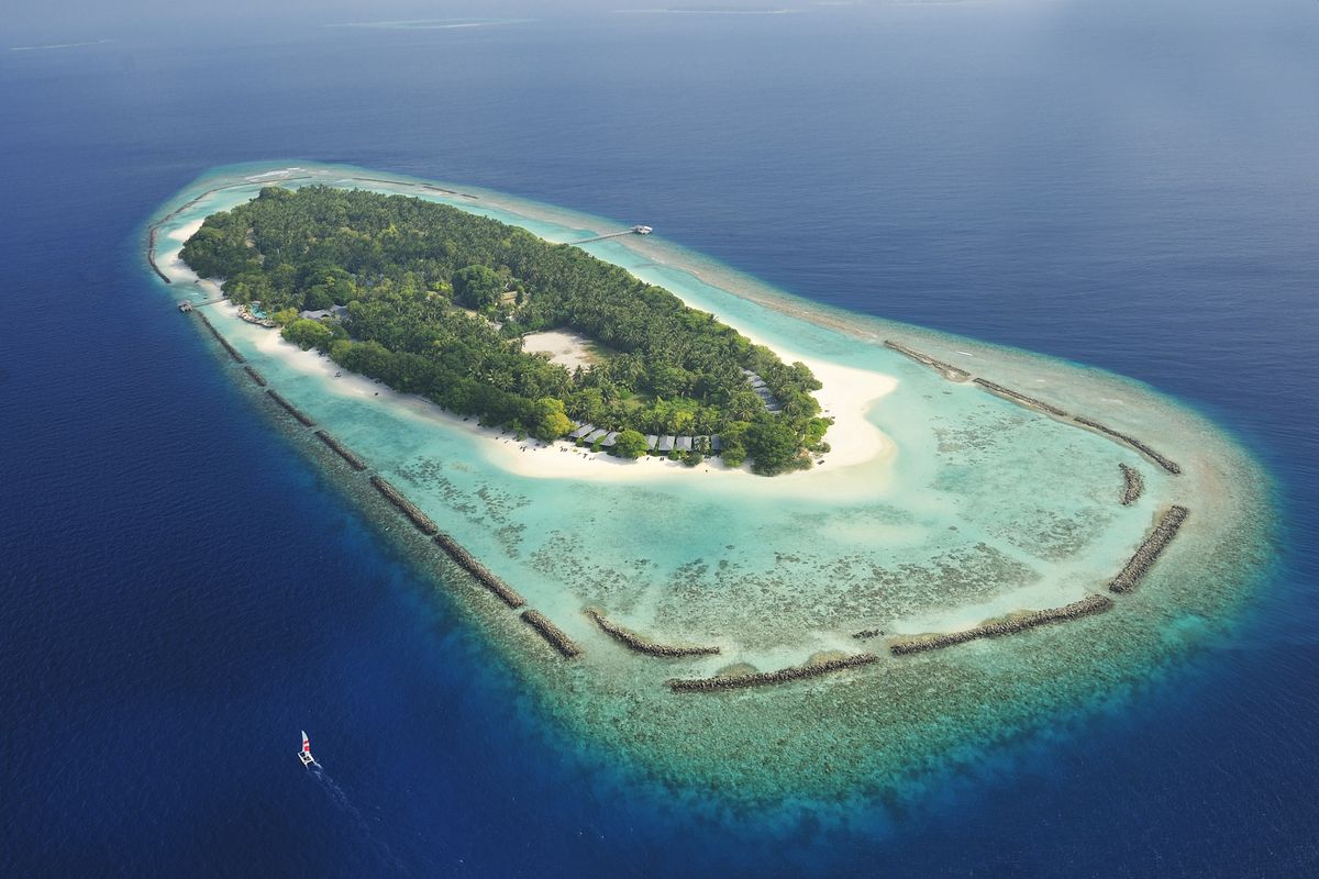 Royal Island Resort Spa