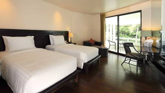 Le Meridien Phuket Beach Resort