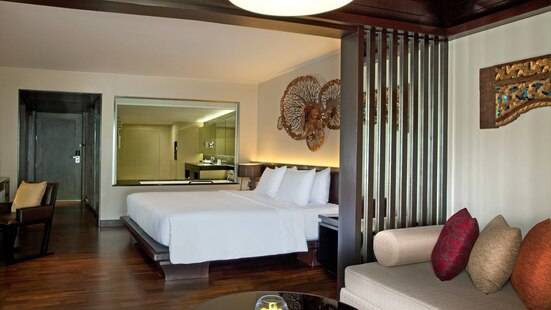 Le Meridien Phuket Beach Resort