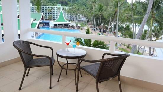 Le Meridien Phuket Beach Resort