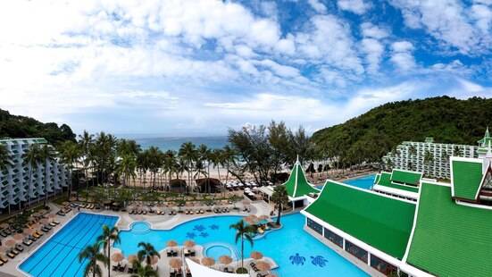 Le Meridien Phuket Beach Resort