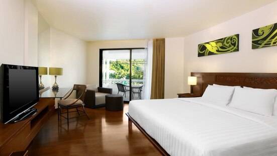 Le Meridien Phuket Beach Resort