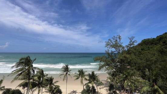 Le Meridien Phuket Beach Resort