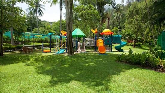 Le Meridien Phuket Beach Resort