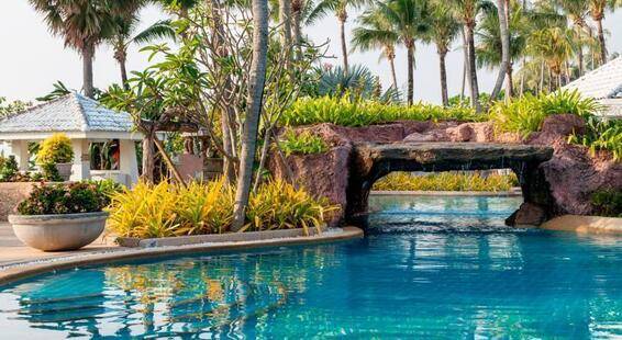 Thavorn Palm Beach Resort