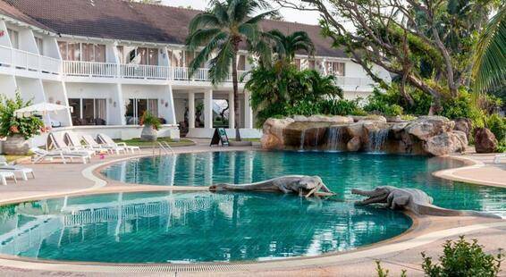 Thavorn Palm Beach Resort