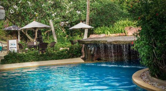 Thavorn Palm Beach Resort