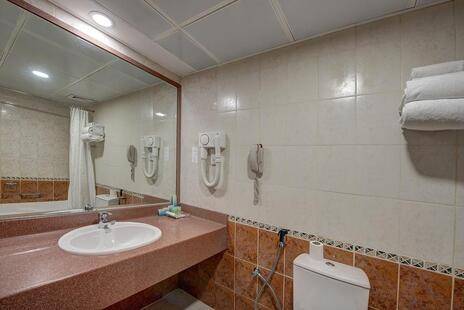 Golden Tulip Deira (Ex. Golden Tulip Nihal Palace Hotel)