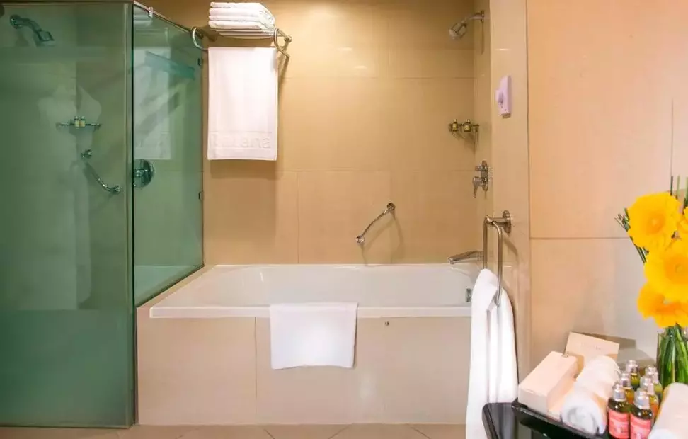Swissotel Al Murooj Dubai