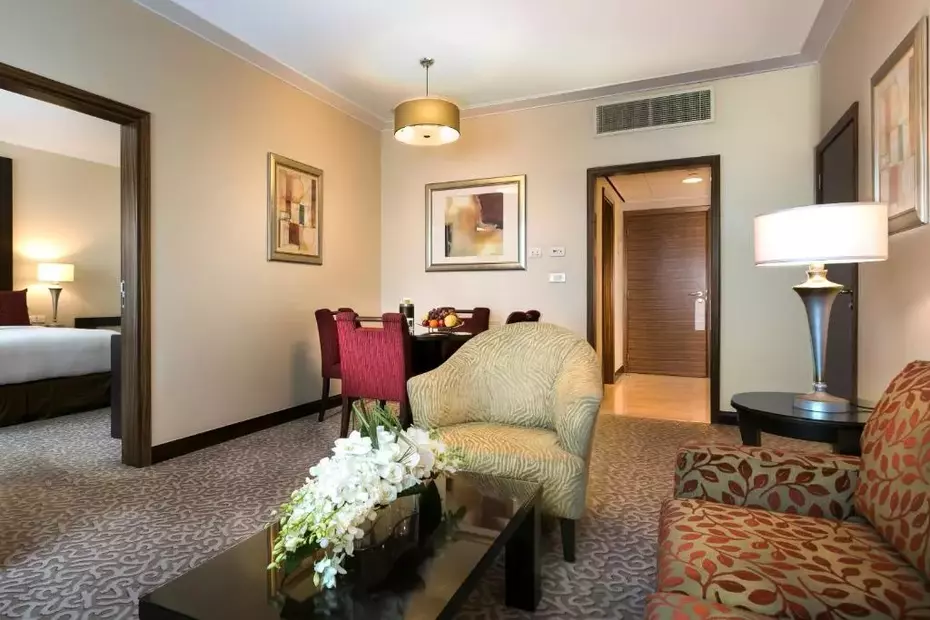 Swissotel Al Murooj Dubai