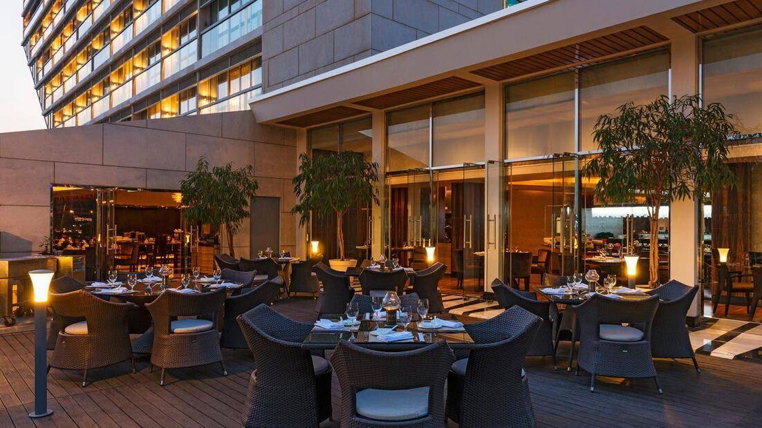 Sheraton Dubai Creek Hotel & Towers