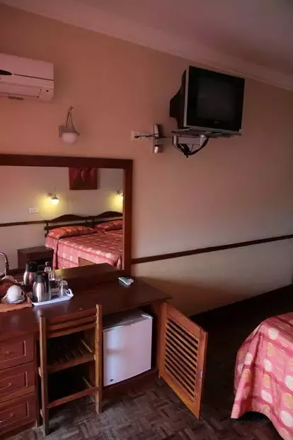 Paradise Beach Hotel
