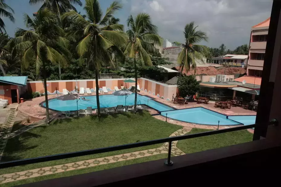 Paradise Beach Hotel