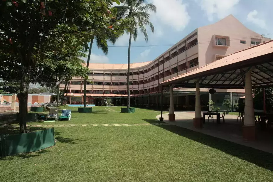 Paradise Beach Hotel