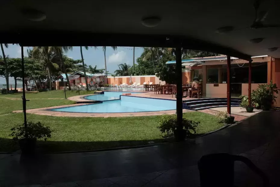 Paradise Beach Hotel