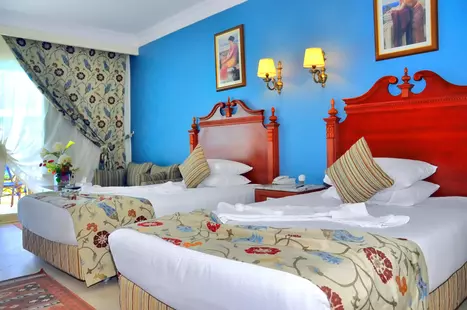 Titanic Palace & Aqua Park Beach Resort