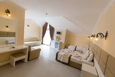 Grand Mir Amor Hotel