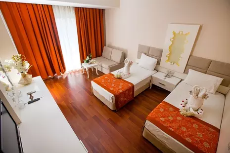 Grand Mir Amor Hotel