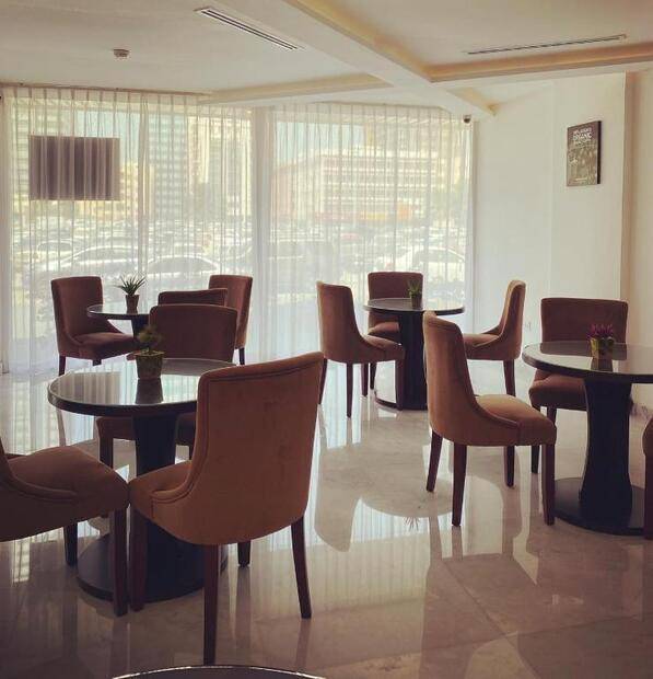 Nova Park Hotel
