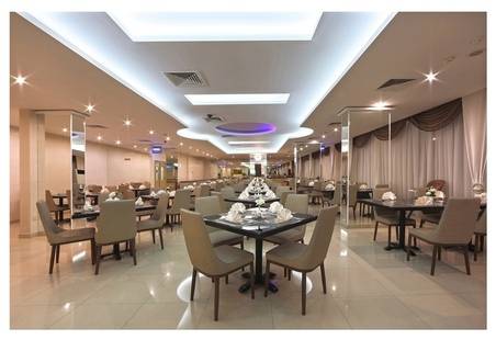 Nova Park Hotel