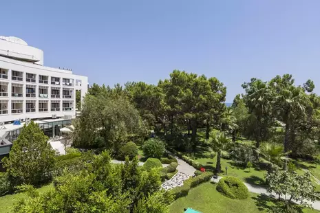 Perre La Mer Hotel