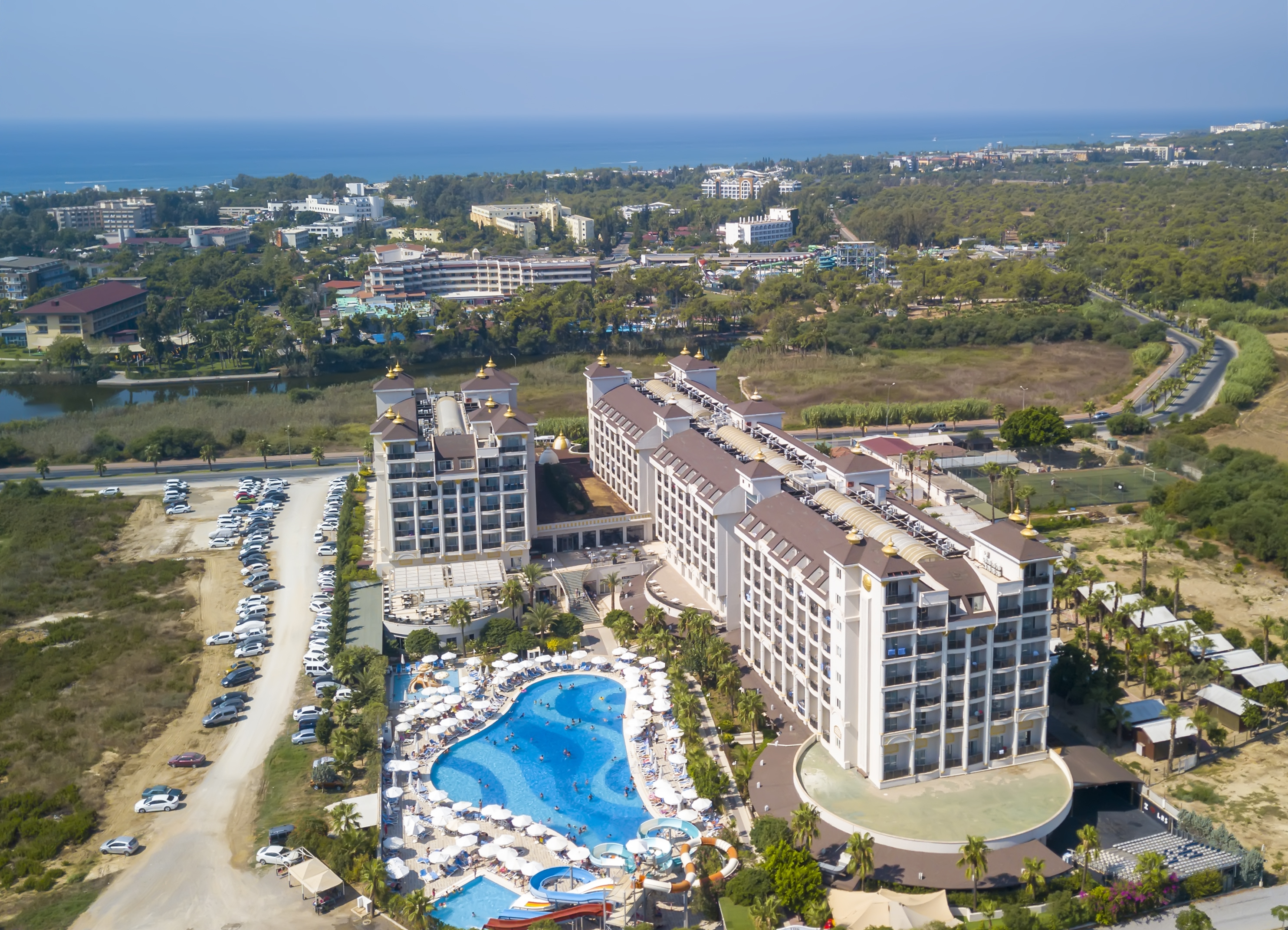 Lake River Side Hotel Spa