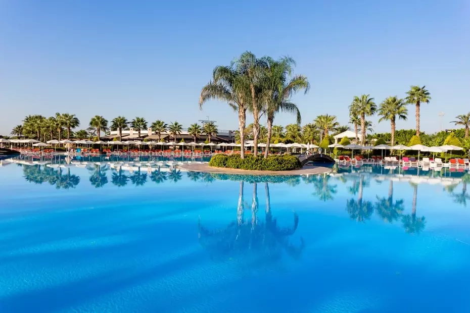 Miracle Resort Hotel