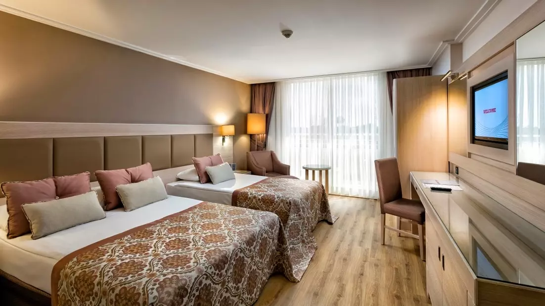 Miracle Resort Hotel