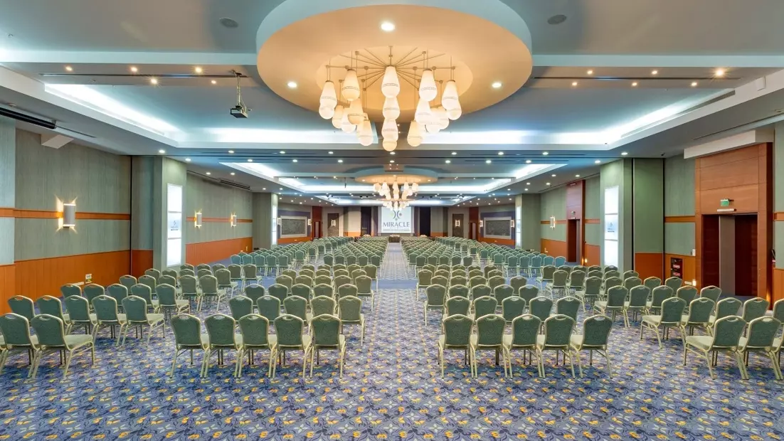 Miracle Resort Hotel