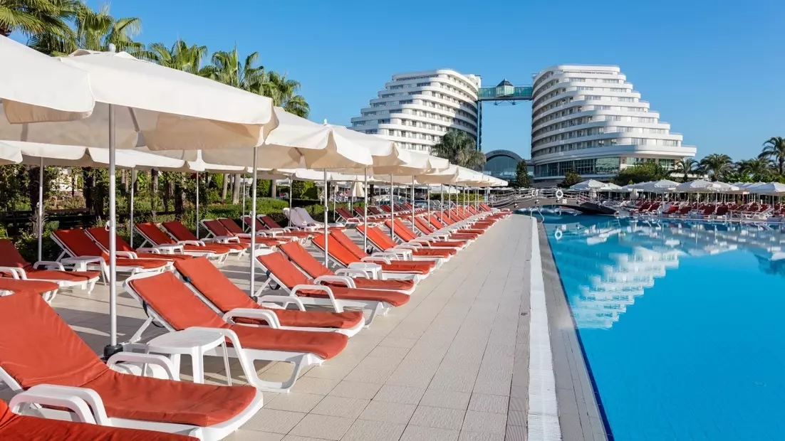 Miracle Resort Hotel