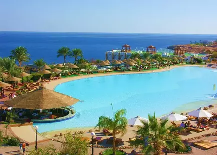 Pyramisa Beach Resort