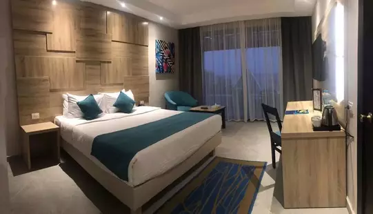 Pyramisa Beach Resort