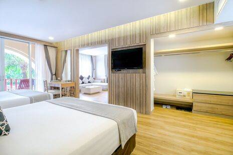 Phuket Graceland Resort&Spa