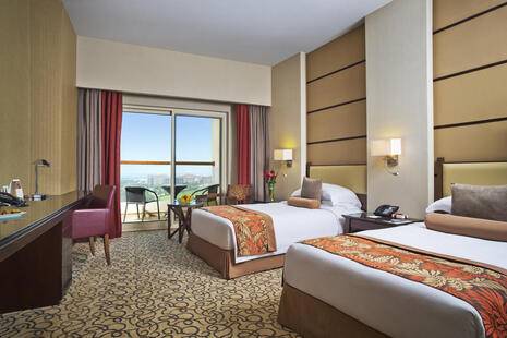 Khalidiya Palace Rayhaan Hotel By Rotana