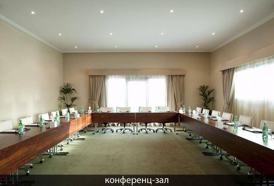 Le Meridien Al Aqah Beach Resort