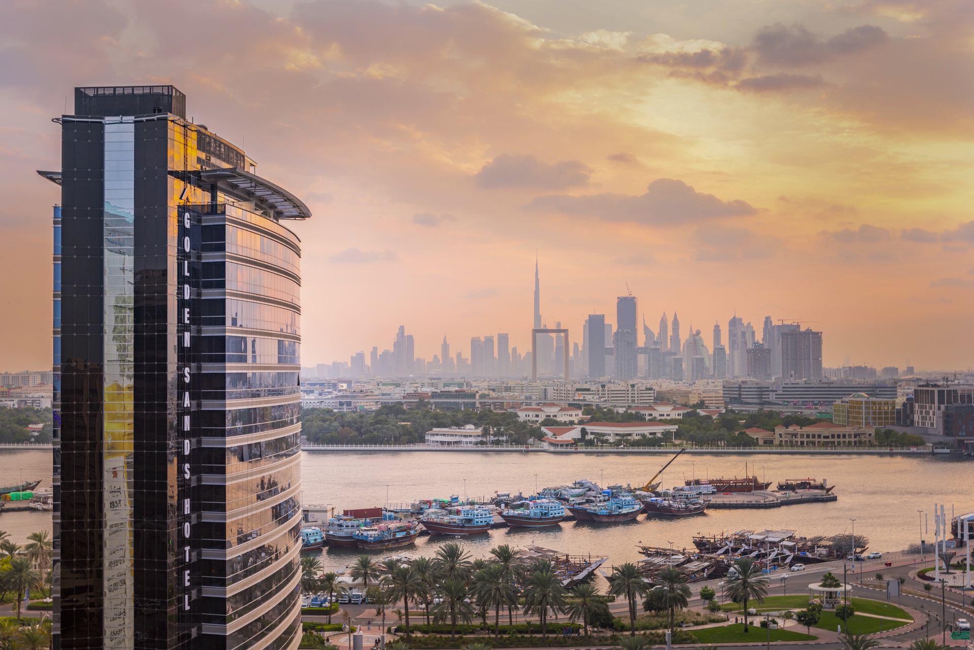 Golden Sands Hotel Creek