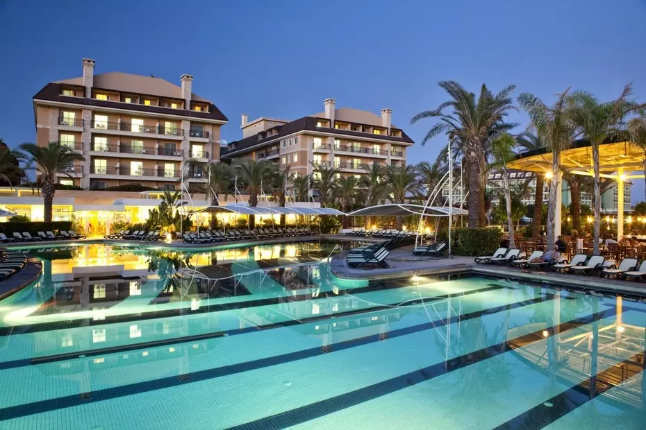 Crystal Family Resort & Spa