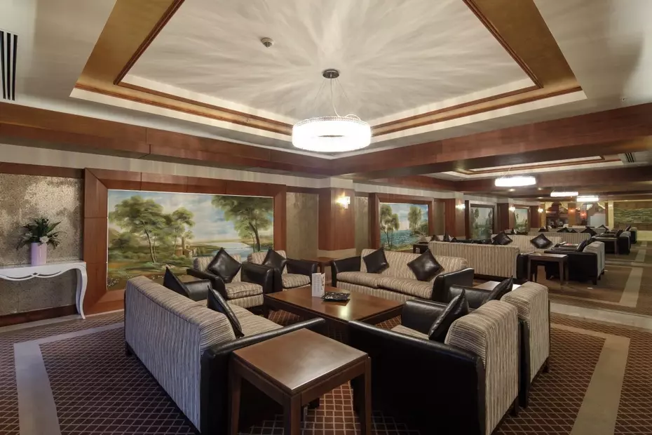 Crystal Family Resort & Spa