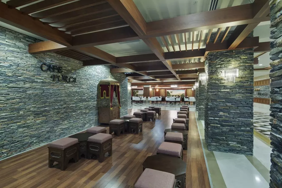 Crystal Family Resort & Spa