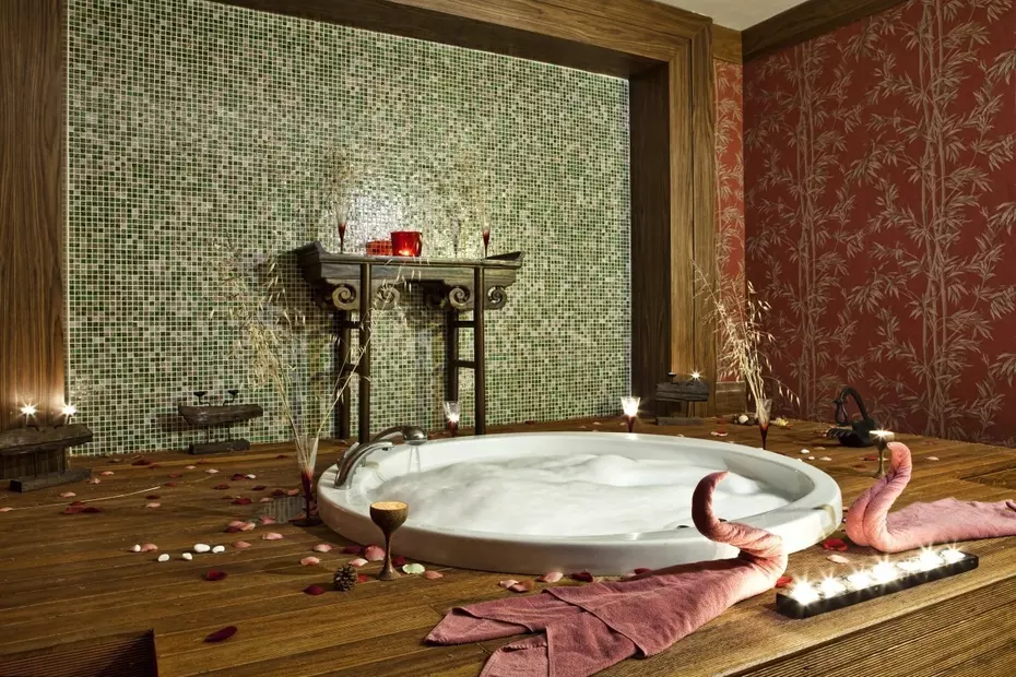 Crystal Family Resort & Spa