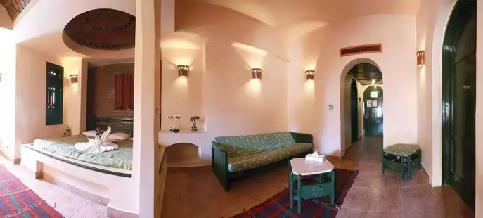 Amar Sina Hotel