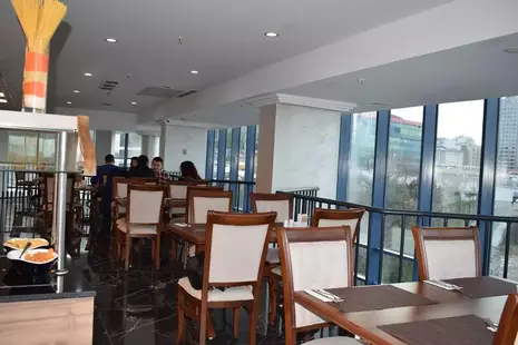Euro Plaza Hotel