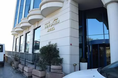 Euro Plaza Hotel