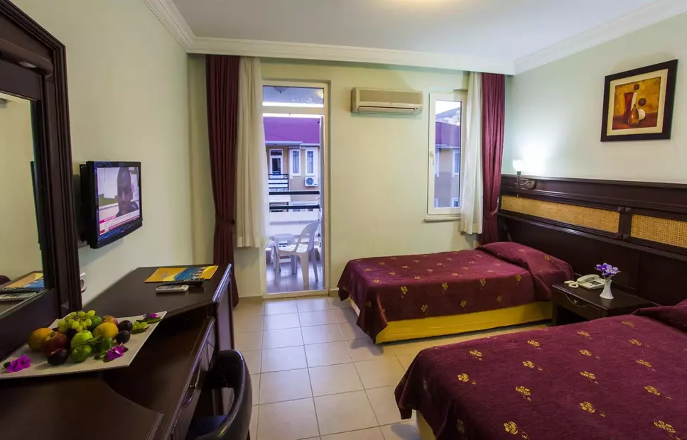 Kleopatra Ada Hotel
