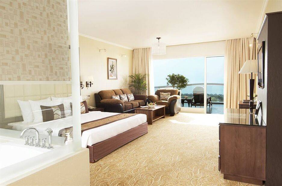 Sea Links Beach Hotel