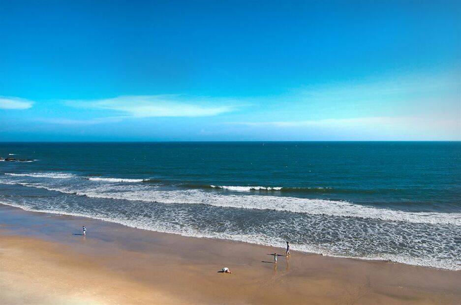 Sea Links Beach Hotel
