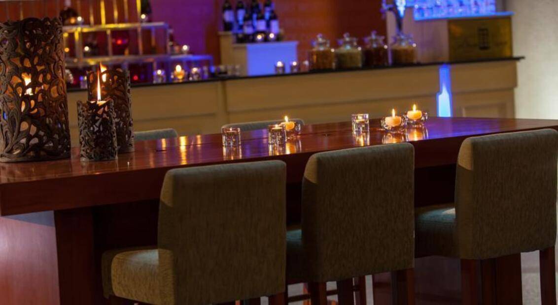 Renaissance Riverside Hotel