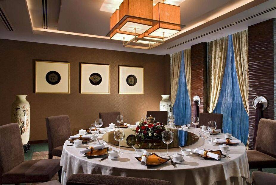Sheraton Saigon Hotel & Towers